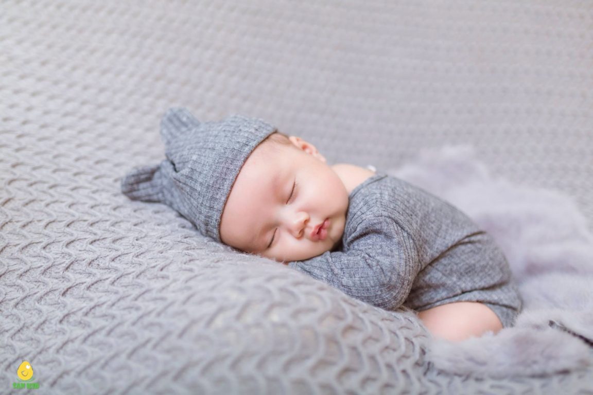 Những hình ảnh đáng yêu của bé trai sơ sinh bị vứt trong thùng rác  Tin  tức Online