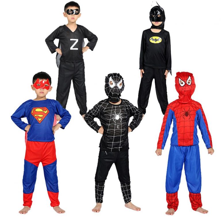 Hóa thân thành các siêu anh hùng trong trang phục Halloween cho bé trai