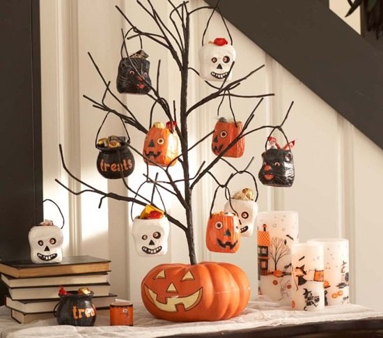 Cách trang trí halloween với bí ngô kinh dị tại nhà đơn giản
