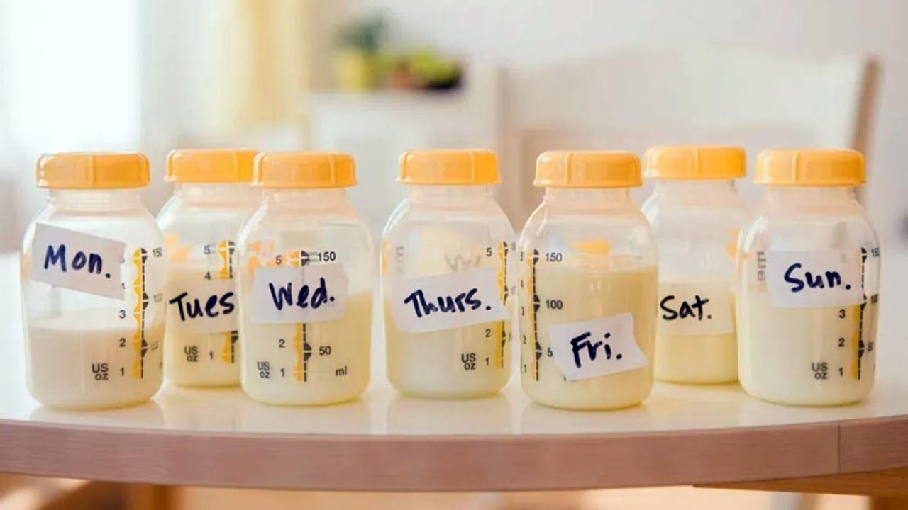 Cách bảo quản sữa mẹ trong tủ lạnh