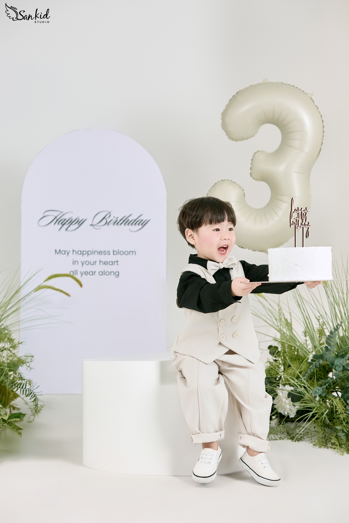 Concept chụp ảnh sinh nhật cho bé trai 3 tuổi