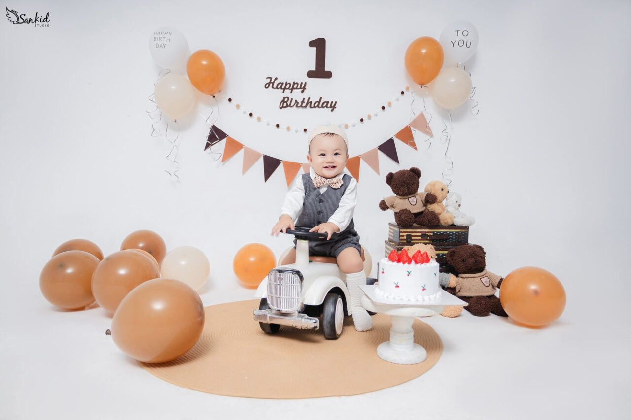 Album ảnh sinh nhật bé trai đẹp