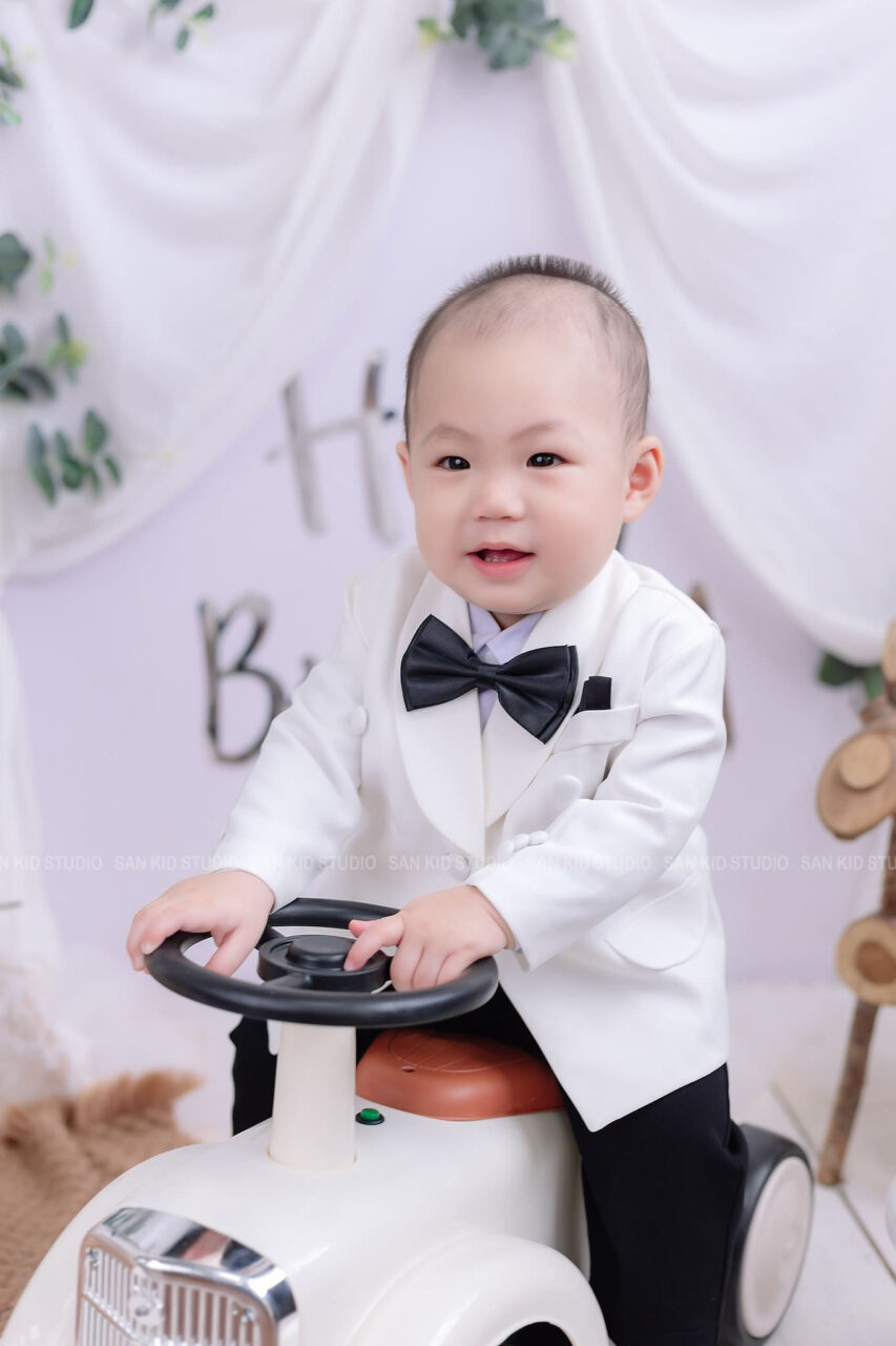 Album ảnh sinh nhật bé trai đẹp