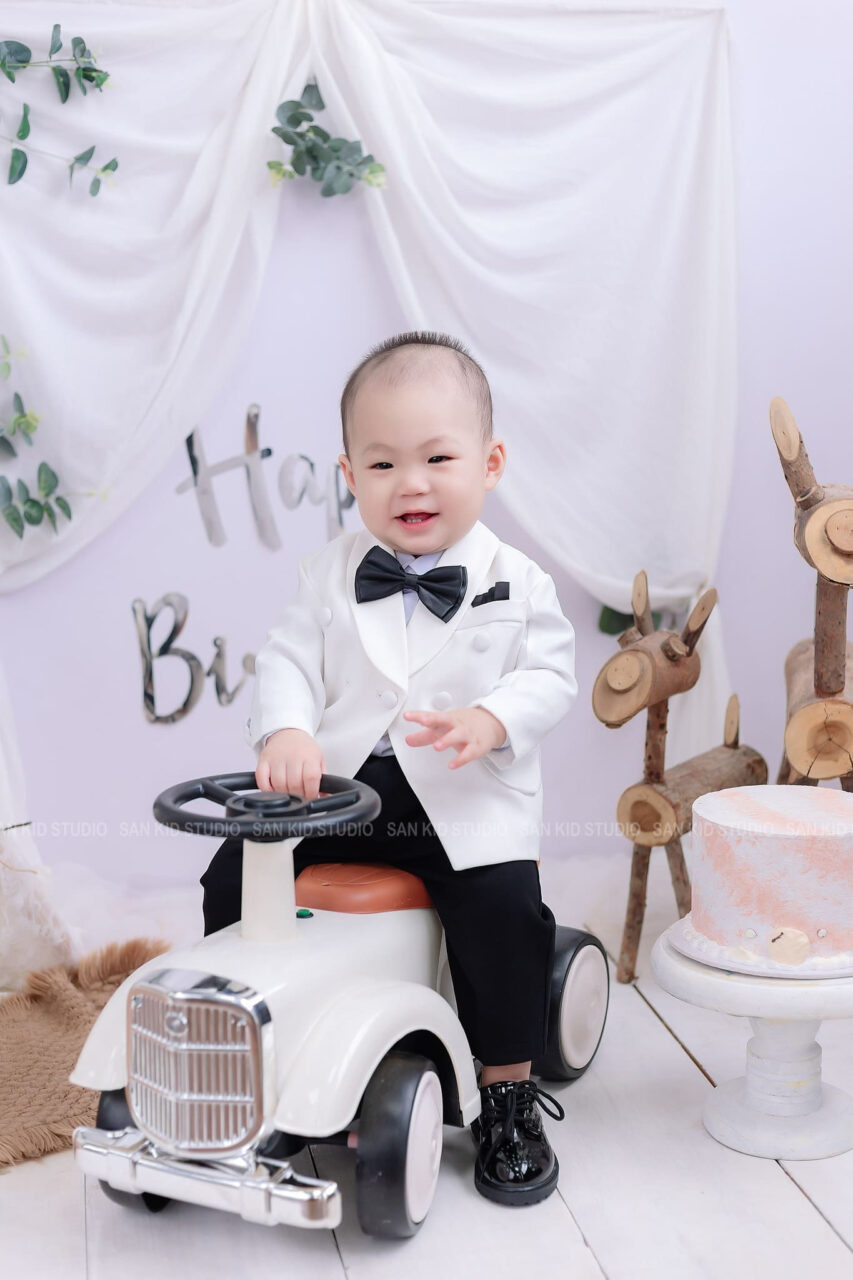 Album ảnh sinh nhật bé trai đẹp