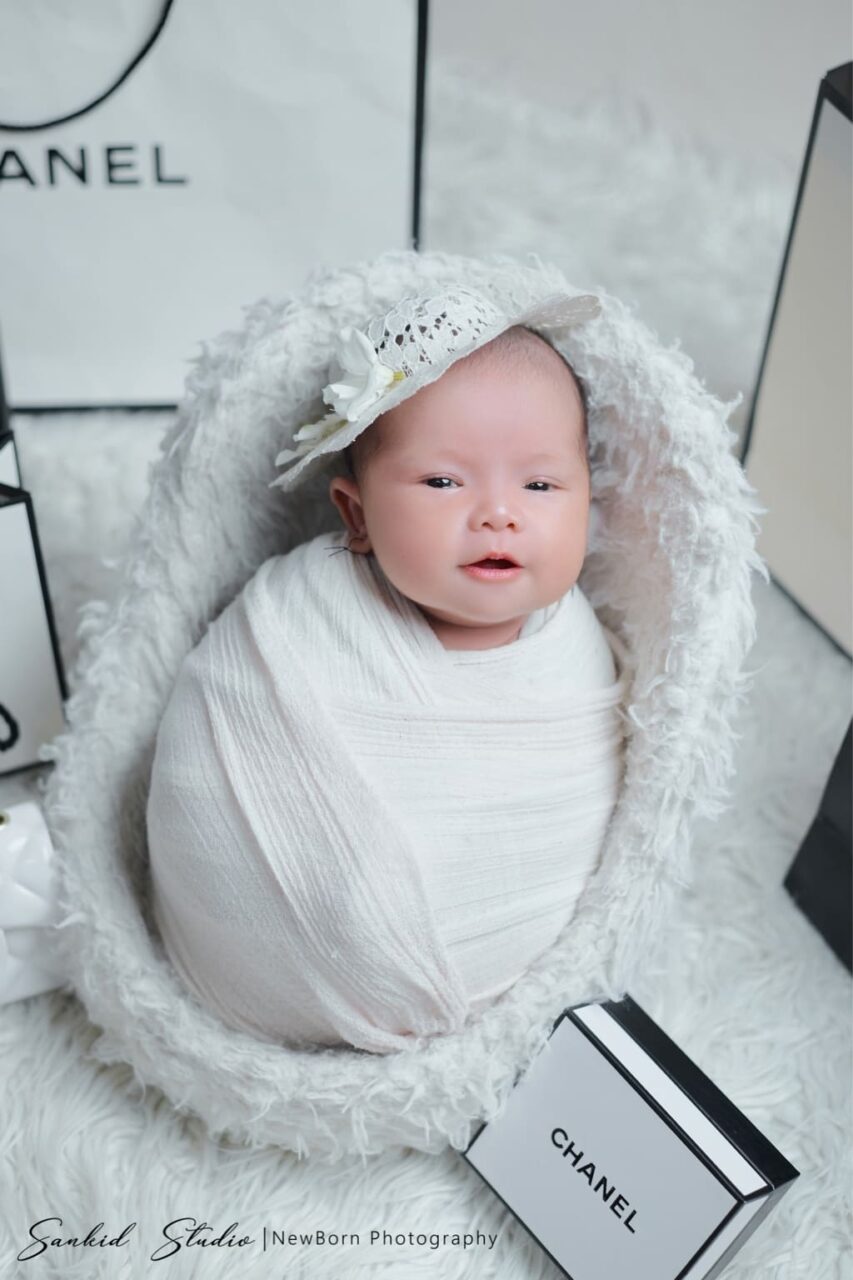 concept newborn channel