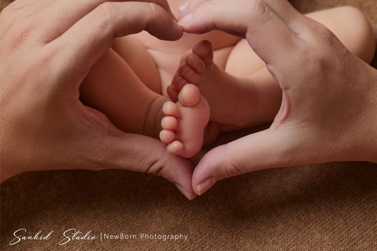 CONCEPT NEWBORN FAMILY